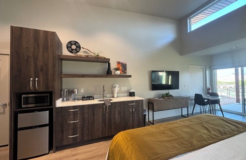 La Verkin House | Luxury Casita, near Zion National Park