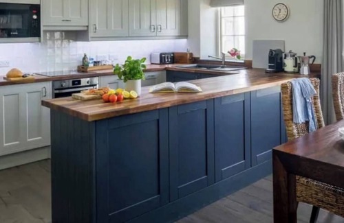 Rosudgeon Other | Luxury castle apartment on the Cornish south coast with epic sea views.