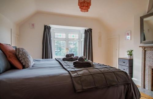 Bournemouth City Centre House | Luxury Central Bmth House with Hot Tub. Stunning!