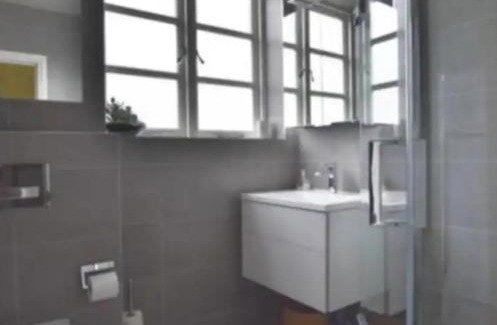 Trafford House | Luxury Central Hale living