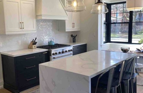 Burlington House | Luxury Century Home Downtown Burlington