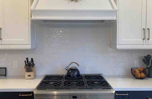 Burlington House | Luxury Century Home Downtown Burlington