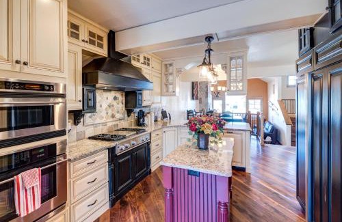 Bear Crossing House | Luxury Chalet #1240 With Hot Tub & Great Views - 500 Dollars Of FREE Activities & Equipment Rentals Daily