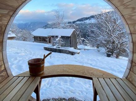 La Cote-d'Arbroz Ski Chalet | Luxury Chalet, stunning views with hot tub & sauna