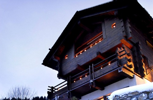 Les Houches Ski Chalet | Luxury chalet with free access to swimming pool and 5-star spa. Extraordinary view
