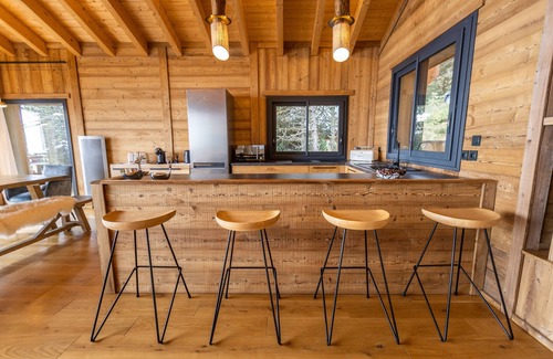 Les Angles Ski Chalet | Luxury chalet with lake view, SPA/Heated swimming pool, 300m from the ski slopes