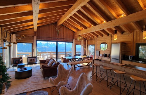 Les Angles Ski Chalet | Luxury chalet with lake view, SPA/Heated swimming pool, 300m from the ski slopes