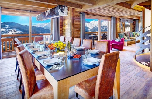 Manigod Ski Chalet | Luxury chalet with swimming pool and jacuzzi
