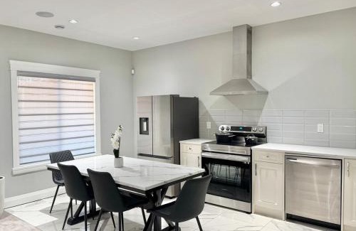 Chestermere Apartment | Luxury Chestermere Retreat