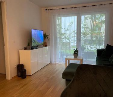 Neuhausen Apartment | Luxury City Apartment in Munich