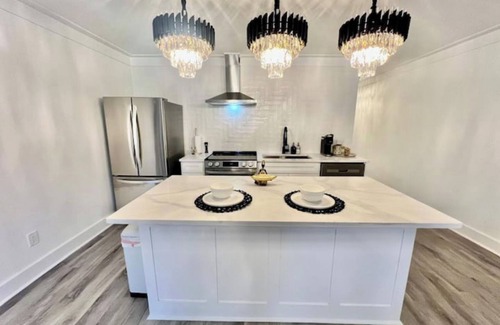 Gainesville Apartment | Luxury City Loft in Gainesville B