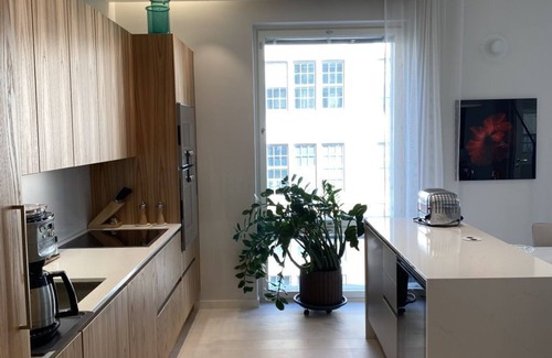 Punavuori Apartment | Luxury City Seafront Apartment with Balcony