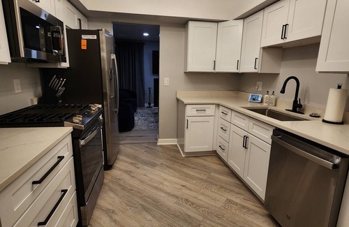 Detroit House | Luxury Cityside Retreat near Downtown Detroit, Main Attractions Attached Garage