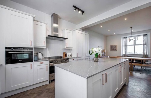 Amlwch House | Luxury Coastal Retreat in Amlwch