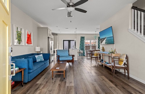 Callaway House | Luxury Coastal Inspired 4-Bedroom in Panama City