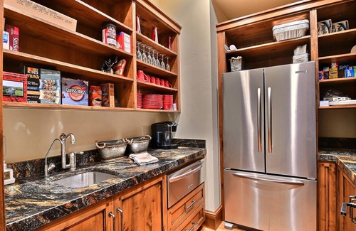 Park City House | Luxury Colony Location w/Front Door Ski, Hike, Bike Access. Private Hot Tub.