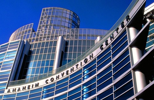 Orange Condo | Luxury, comfort & convenient near to Disneyland