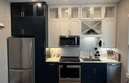 North Decatur Apartment | Luxury Comfort in Heart of Atlanta - Walk to Everything!