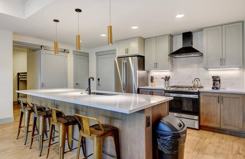 Winter Park House | Luxury Condo 2307 I Hot Tub I AC I Great Views I Best Price I Discounted Attractions