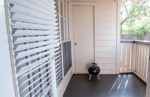 Irving Condo | Luxury Condo *5 mins from DFW Airport*