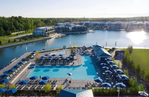 Innisfil Condo | Luxury Condo at Friday Harbour