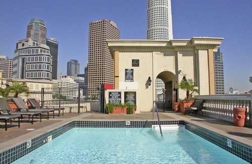 City West Condo | LUXURY Condo @DowntownLA 2BD/2BA 2FreeParking