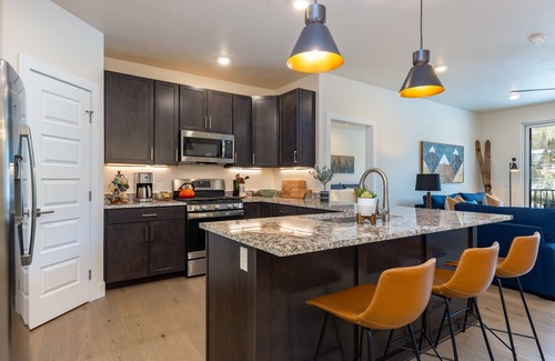 Lakeside Village Condo | Luxury Condo, Hot Tub, Balcony, Shuttle to Ski Slopes