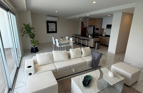 Zona Dorada Condo | Luxury condo in Mazatlán with private beach
