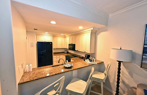 Redevelopment Area Condo | Luxury Condo in Naples at Bellasera