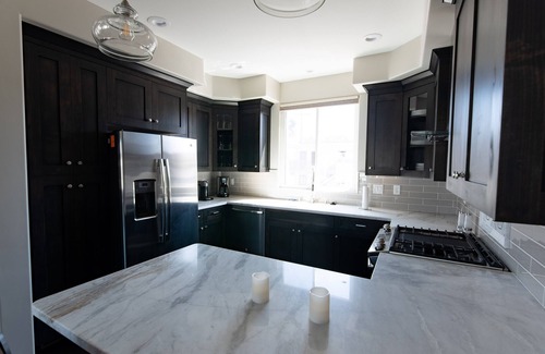 Downtown Condo | Luxury Condo in the Heart of Downtown Pismo Beach, Rooftop Spa! 322 Stimson Ave,