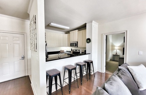 Tuscaloosa Condo | Luxury Condo, located within walking distance of Bryant-Denny Stadium