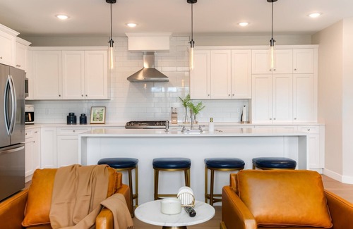 South Bend Apartment | Luxury Condo Near Campus