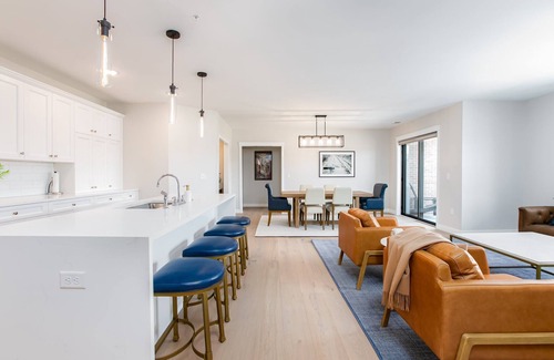 South Bend Apartment | Luxury Condo Near Campus