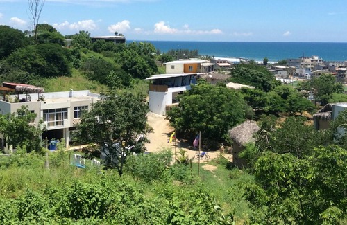 Montanita Condo | Luxury Condo near the beach