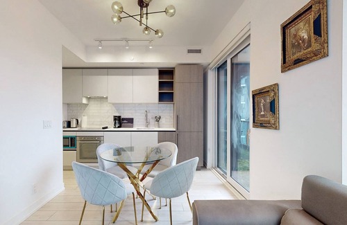 Wellington Place Condo | Luxury Condo On King West