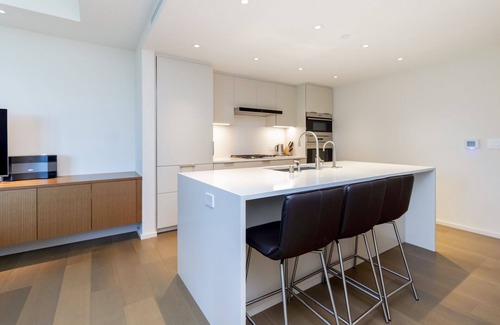 Ala Moana Condo | Luxury Condo "Park Lane" Unit #1505! (30 Nights Minimum Stay)
