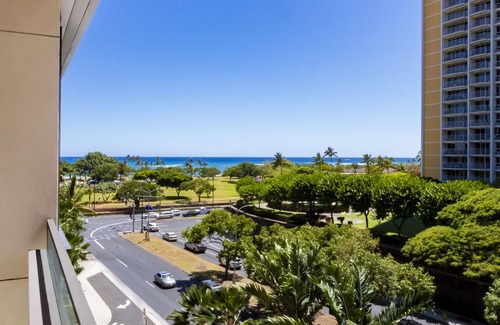 Ala Moana Condo | Luxury Condo "Park Lane" Unit #1505! (30 Nights Minimum Stay)