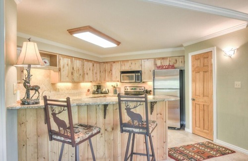 Warrior's Mark Condo | Luxury Condo steps away from Peak 9 chairlift/Main St. Best Breck has to offer!