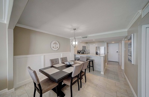 Gulf Lagoon Beach Condo | Luxury condo 🏝 Beachside master bedroom 🏖