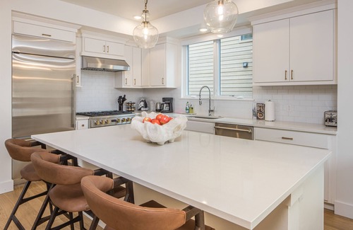 Big Sky House | Luxury condo w/private hot tub & Lone Peak Views, minutes to Big Sky Resort - Copper John Getaway