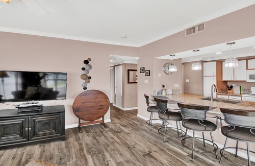 Walden on Lake Conroe Condo | Luxury Condo with Golf Package