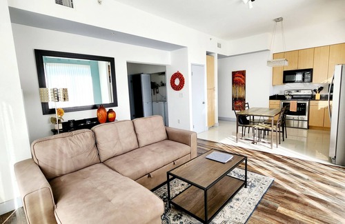 Waterfront Condo | LUXURY CONDO WITH OCEAN VIEW 2BR/2BA