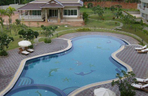 Khao Tao Condo | Luxury Condo with sea views with enormous swimming pool & jacuzzi