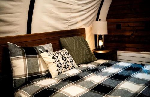 Houston House | Luxury Conestoga Wagon, Perfect for a Weekend Glamping Escape from Dayton, Ohio