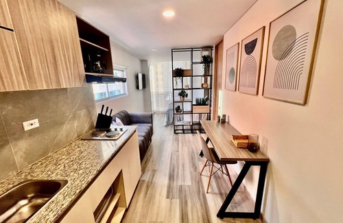 La Gran Via Apartment | Luxury-confortable studio. Best location. 2 minutes to the famous 93 park.