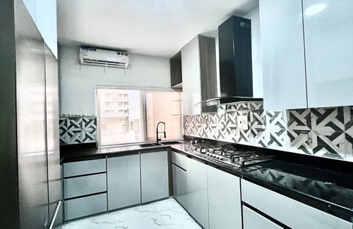 Ikoyi Apartment | Luxury, contemporary 4-Bed Apartment in Ikoyi