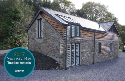 Cilybebyll Cottage | Luxury Contemporary Cottage on Historic Country Estate with free WiFi