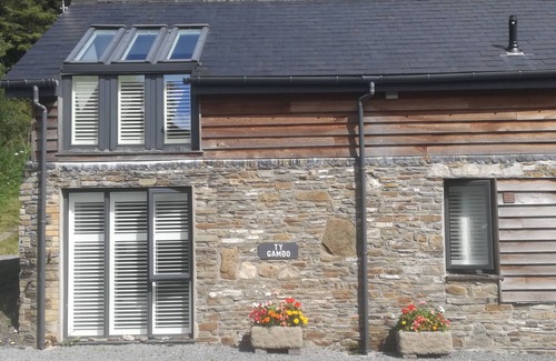 Cilybebyll Cottage | Luxury Contemporary Cottage on Historic Country Estate with free WiFi