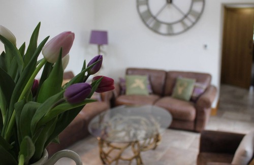 West Marden Cottage | Luxury contemporary accommodation