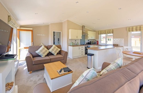 Diss Ski Chalet | Luxury contemporary lodge.